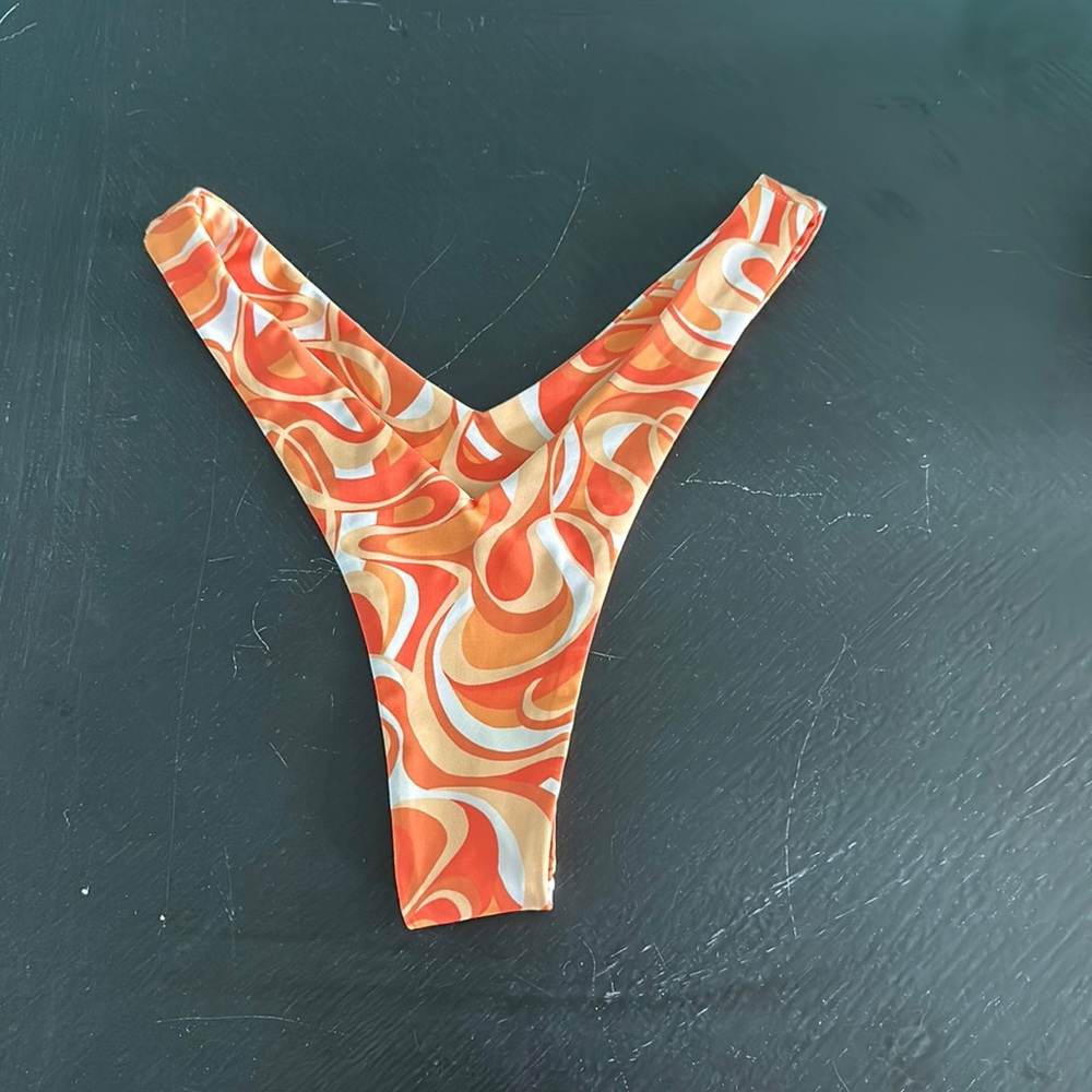 Y Cheeky Bikini Bottom - Lost At Sunset - Medium